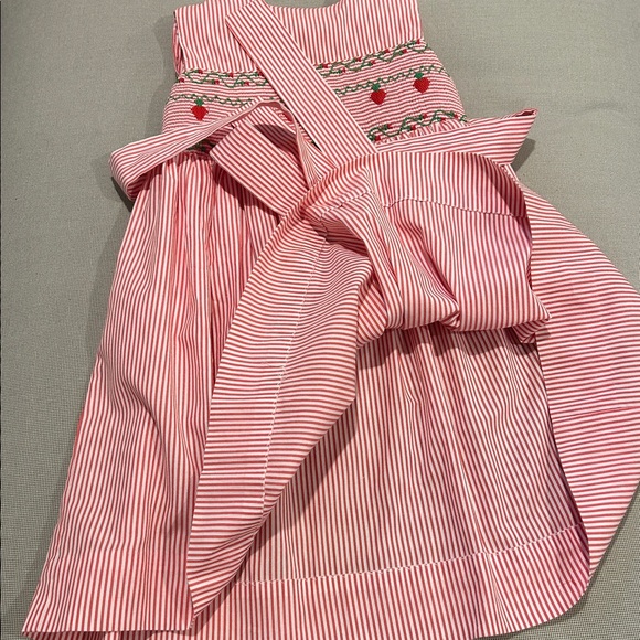 Carriage Boutiques Pinstriped Strawberry Smocked Summer Dress Toddler Size 2 - Picture 10 of 10